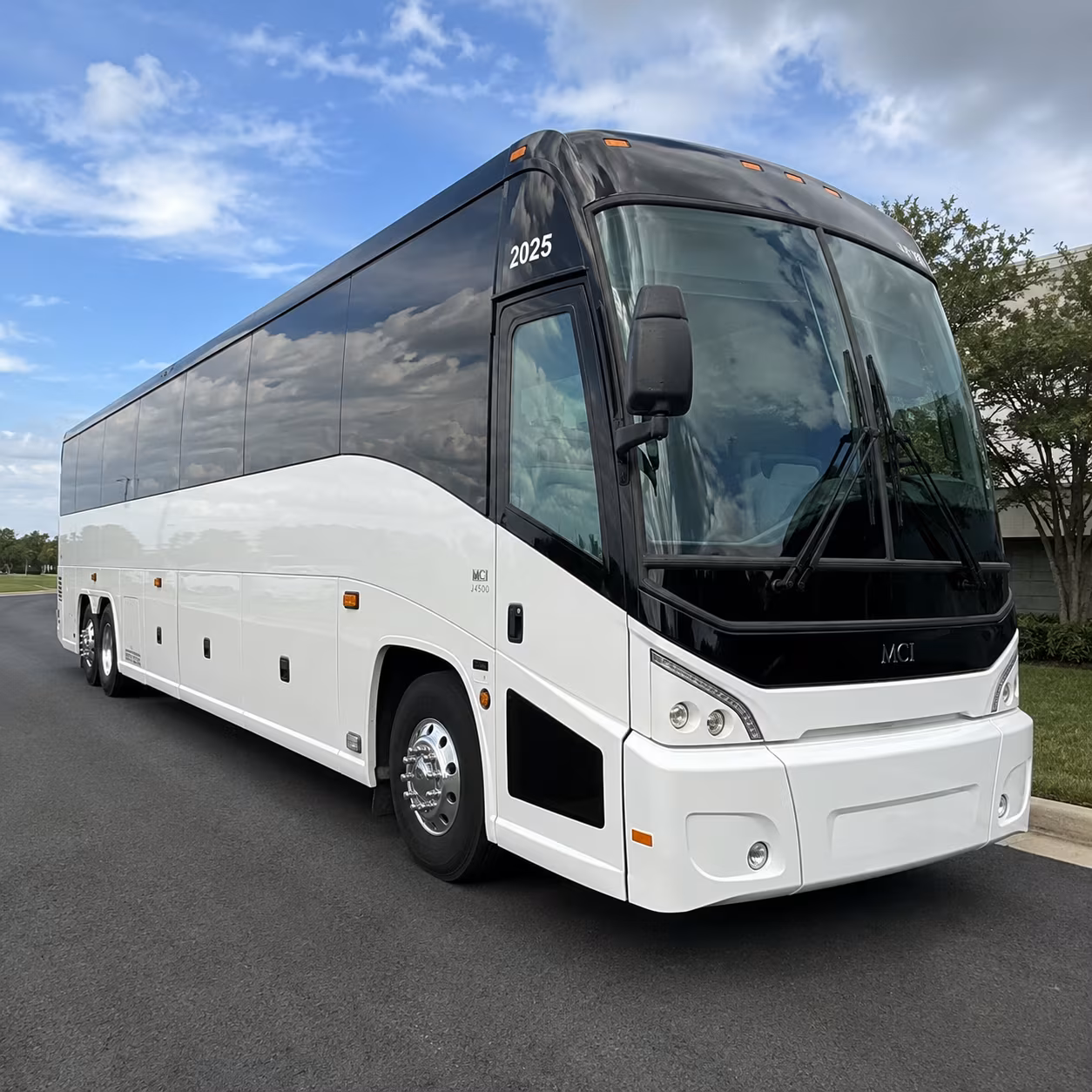 arlington theatre and granada theatre concert shuttles on state street