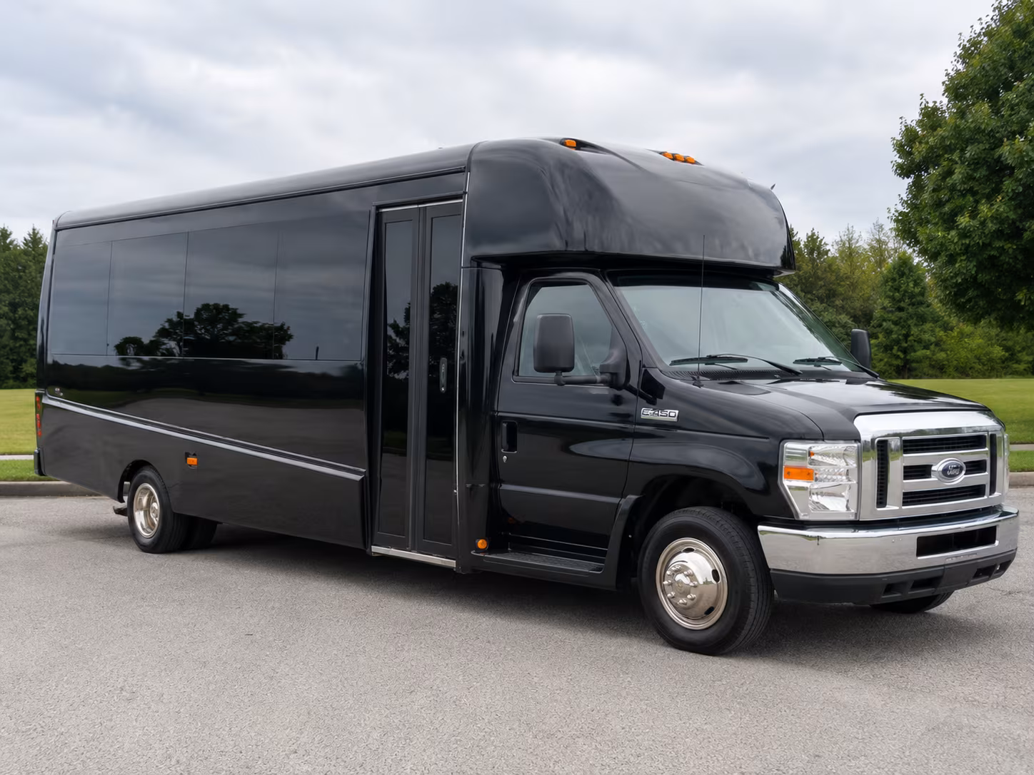 bridal party minibuses for hillside and estate venues