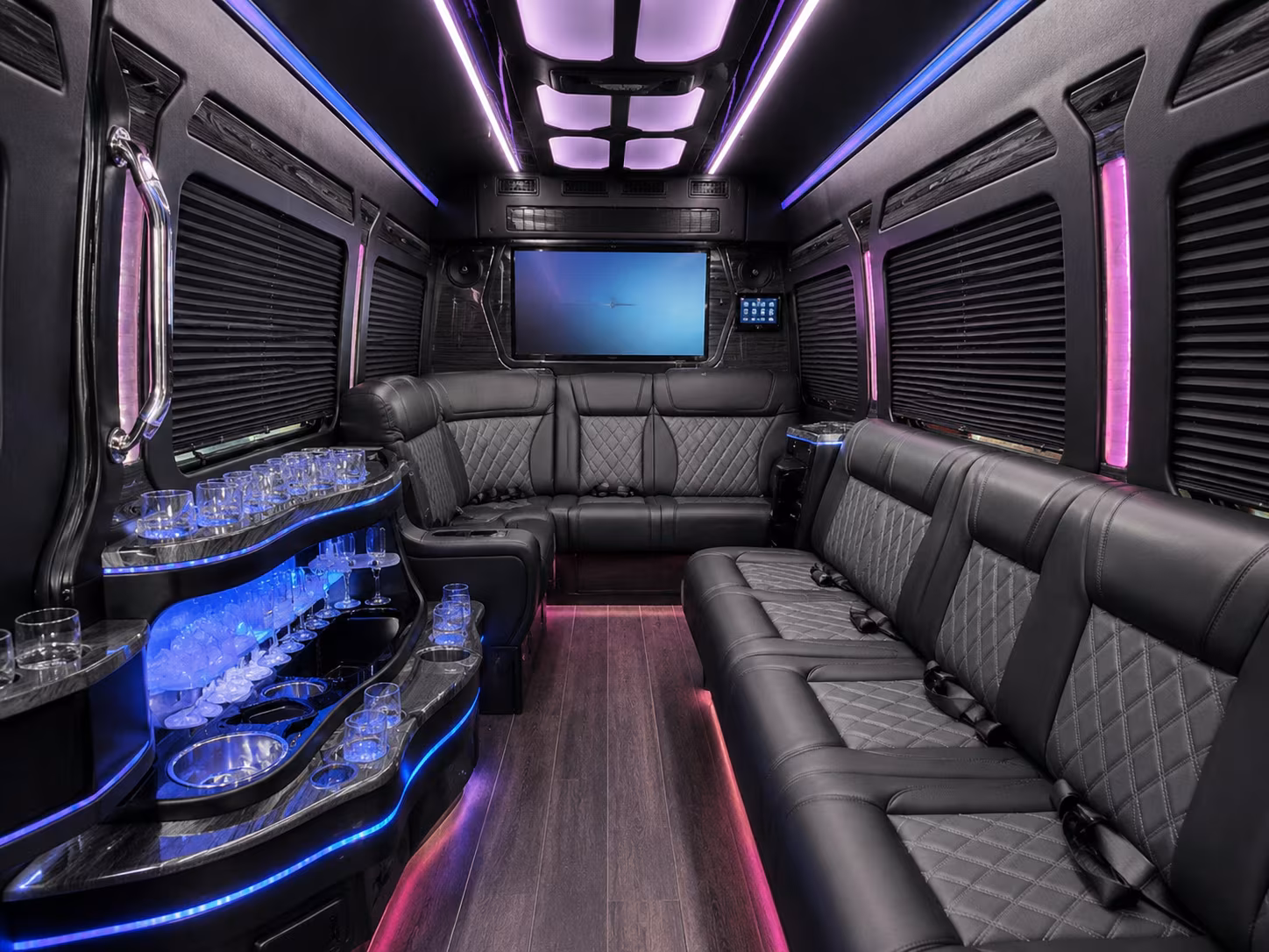 handle conference group airport transfers at santa barbara airport