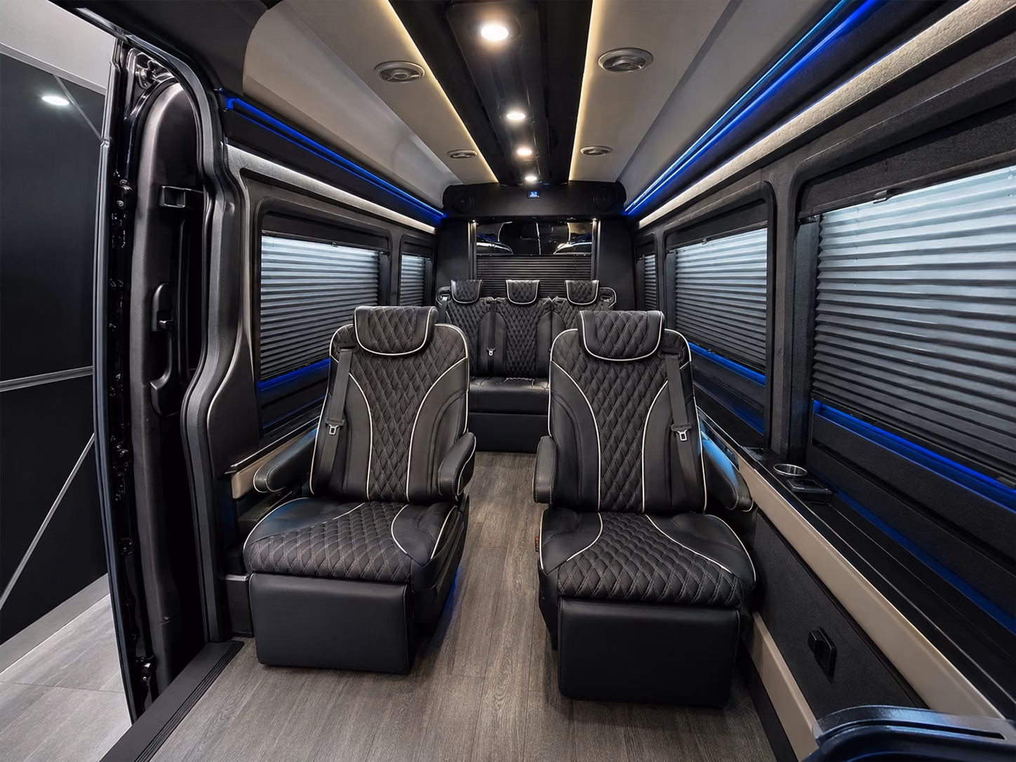 santabarbaracharterbuscompany com makes it possible to find the right bus for santa barbara film festival arrivals
